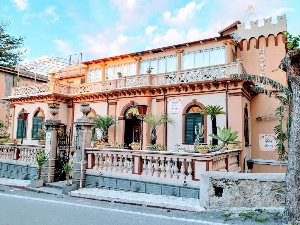 Отель Villa Antica Tropea 4*