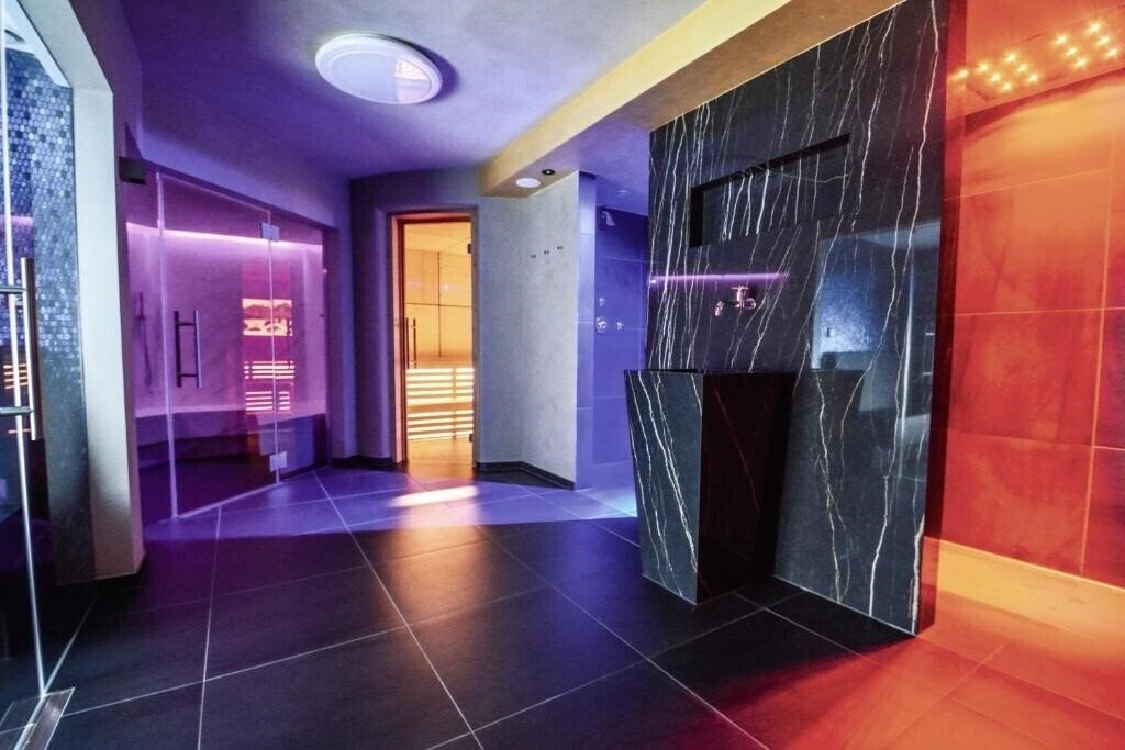 Luna Mondschein 4* фотосуреті