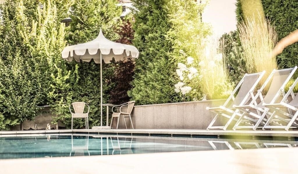 Luna Mondschein 4* суреті