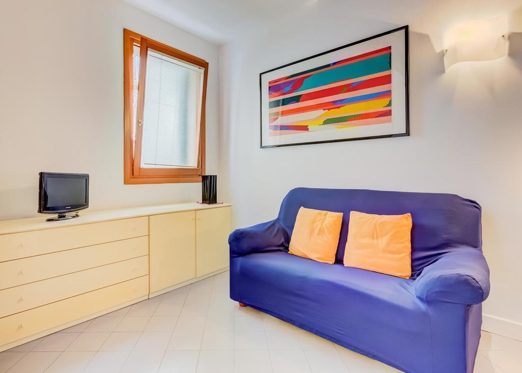 Hotel Hesperia 3* қонақ үйі