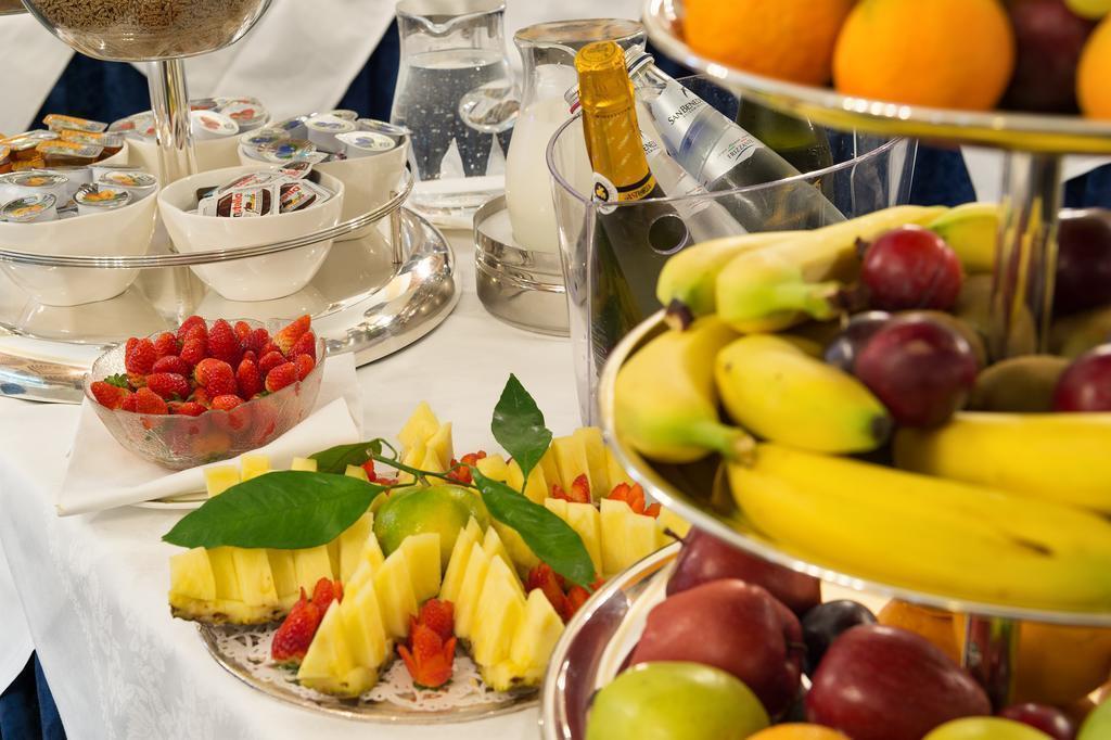 Best Western Montecarlo 3* фотосуреті