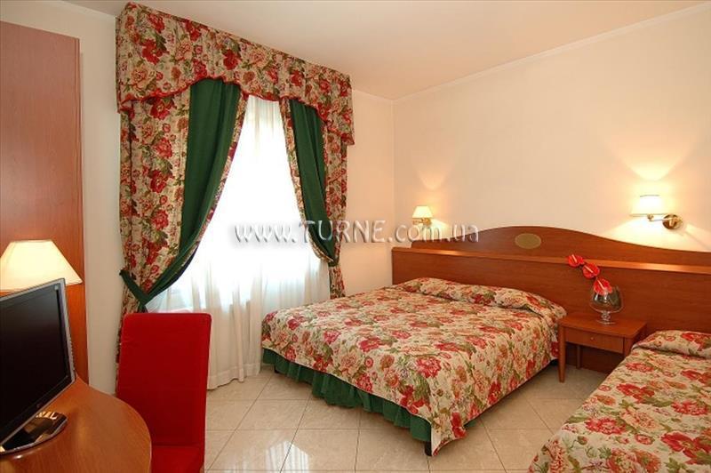 Отель Ambasciatori 4*