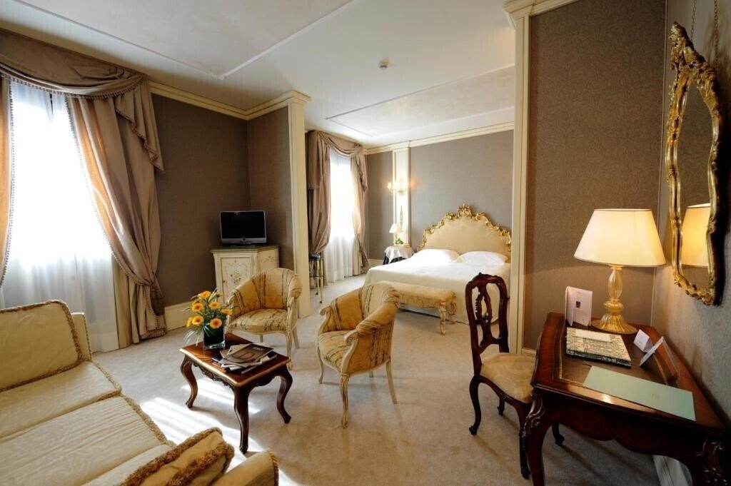 Ca'Sagredo Hotel 5* суреті