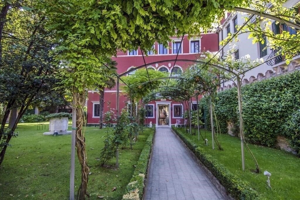 Изображение Ca' Nigra Lagoon Resort 4*