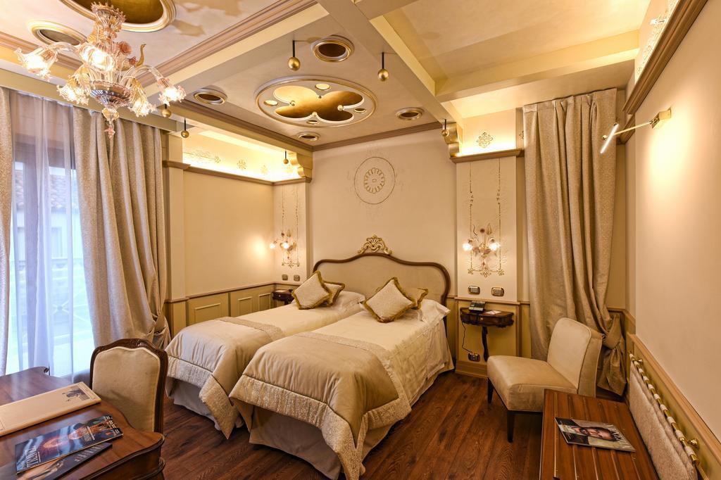 Monaco & Grand Canal 4* фотосуреті