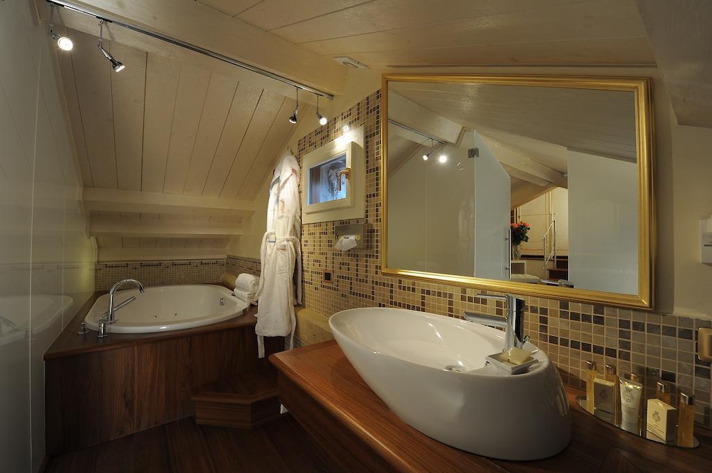 Картинка Savoia & Jolanda 4*