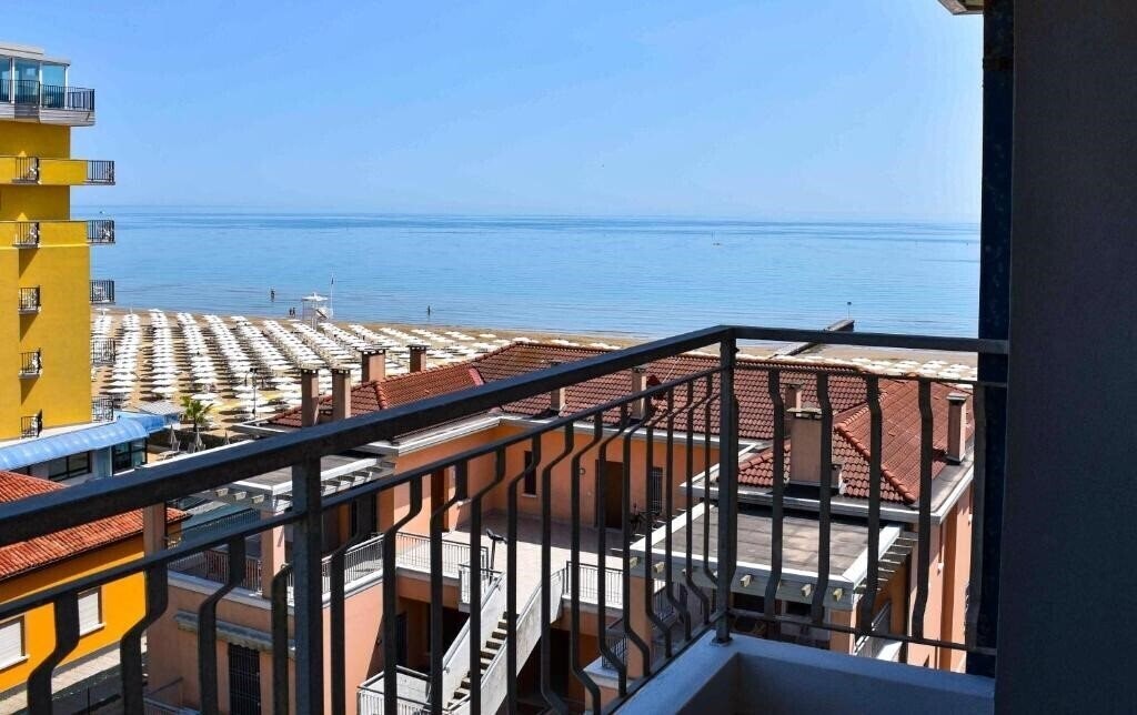 Umberto 3* суреті