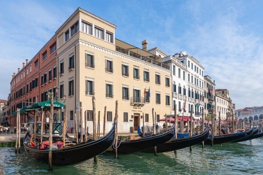 Отель H10 Palazzo Canova 4*