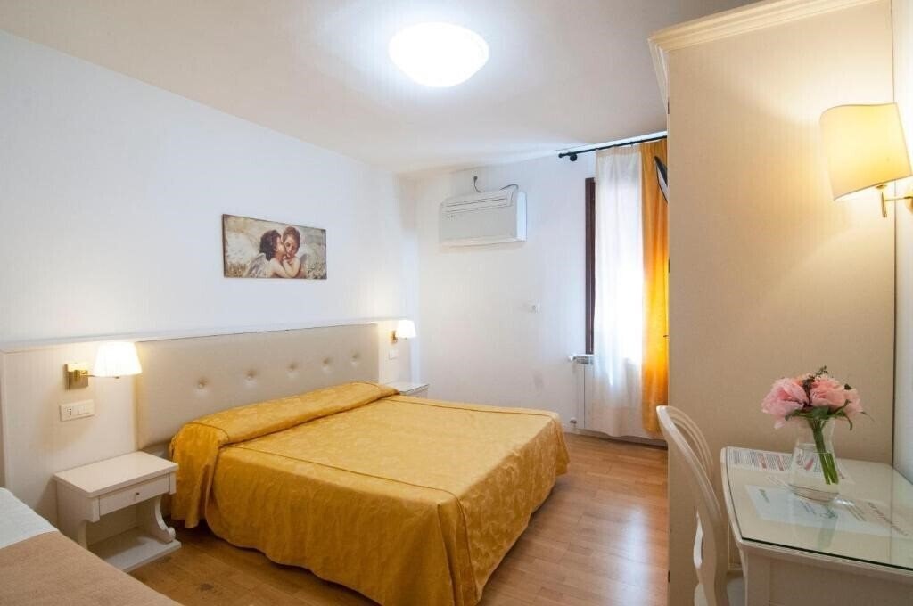 Albergo Ai Tolentini 1* қонақ үйі