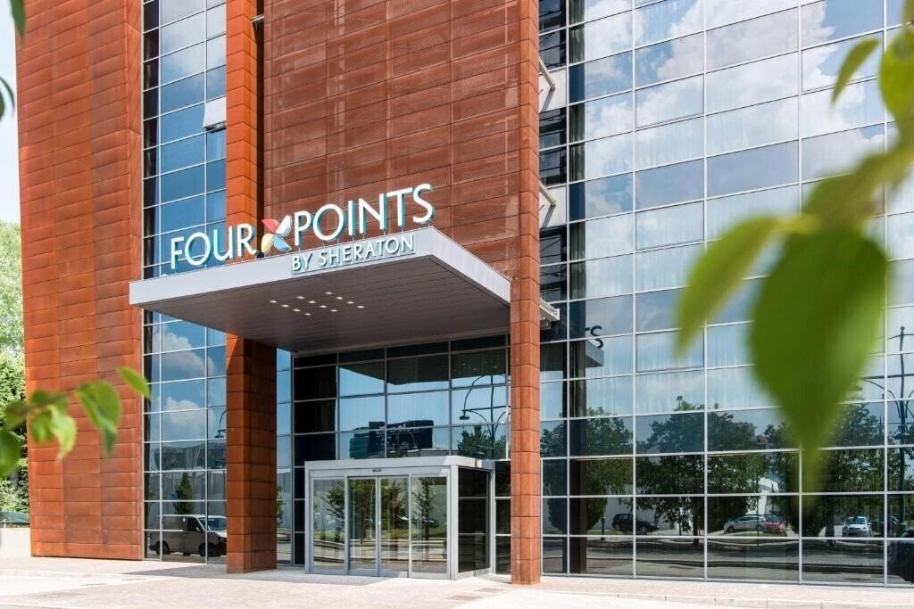 Отель Four Points By Sheraton Venice Mestre 4*