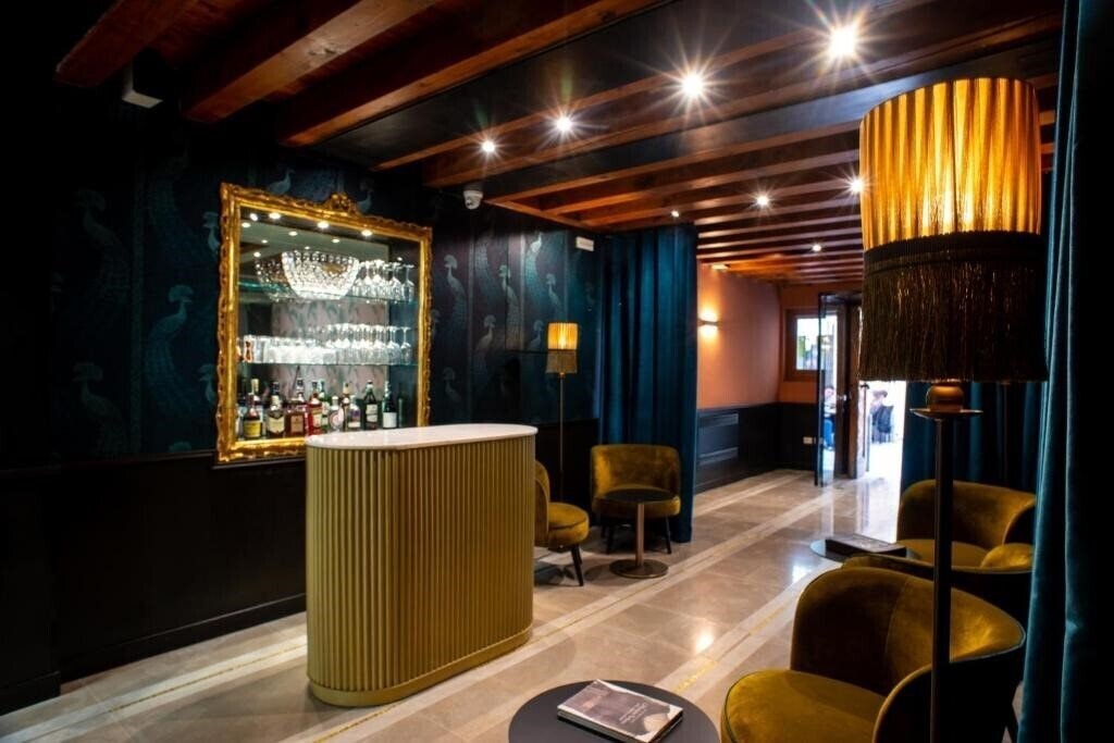 Ca' Fortuny 4* фотосуреті