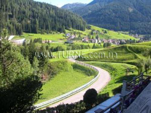 Latemar 3* қонақ үйі