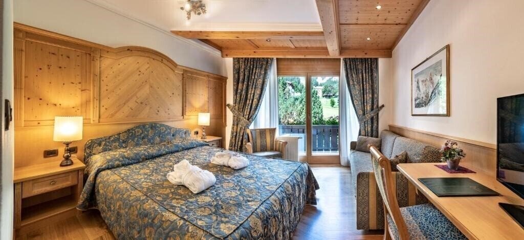 Alpen Corona 4* қонақ үйі