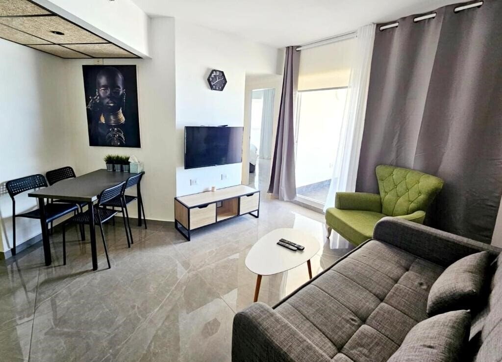 Leonardo Suite Tel Aviv Bat Yam (ex. Mercure Suites Bat Yam) 4* суреті