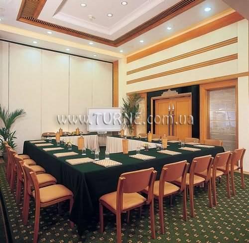 Отель Trident Cochin 5*