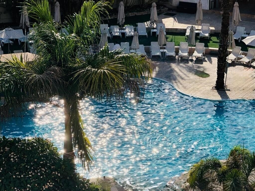 Caesar Premier 4* қонақ үйі