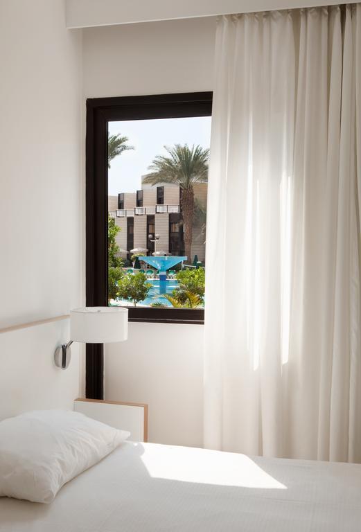 Фотография Isrotel Riviera 3*