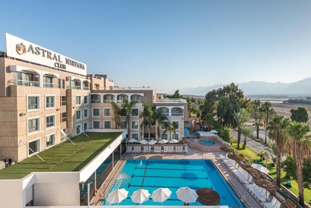 Astral Topaz Hotel 3* суреті