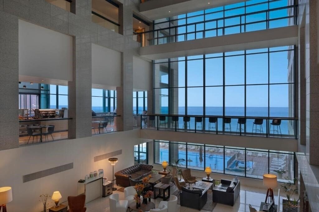 Изображение Okeanos Suites 4*