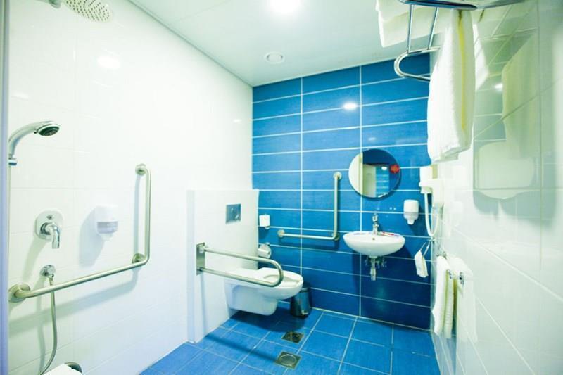 Картинка Ibis Styles Jerusalem Sheikh Jarrah 3*