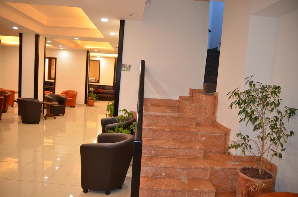 Отель New Metropole 3*