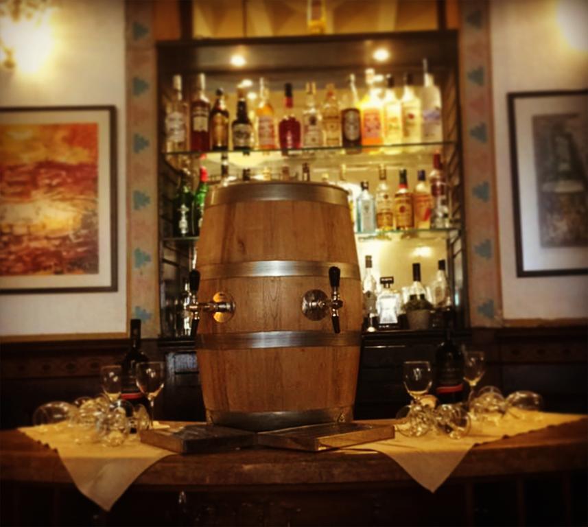 Изображение Ymca Three Arches Hotel 3*