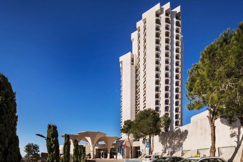 Фотография Crowne Plaza 5*