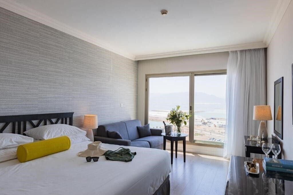 Картинка Daniel 5*