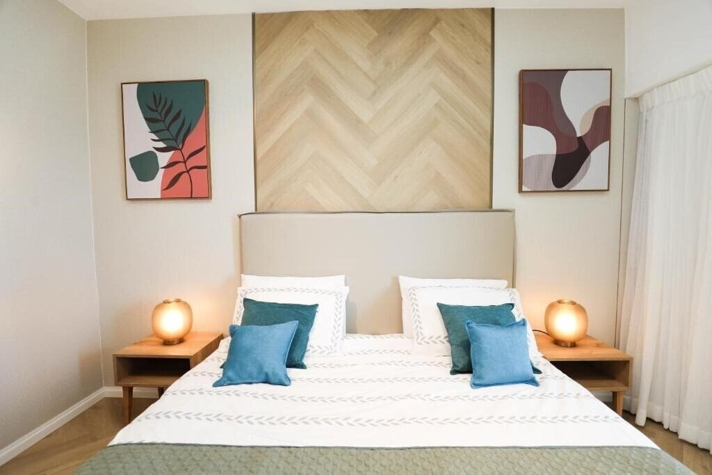 Blue Weiss 4* суреті