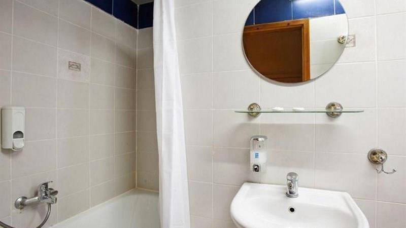 Отель Sun City Hotel 3*