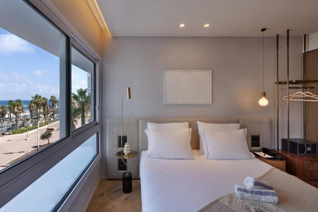 Jewel Tlv Hotel (ex. The Lusky Great Small Hotel) 4* суреті