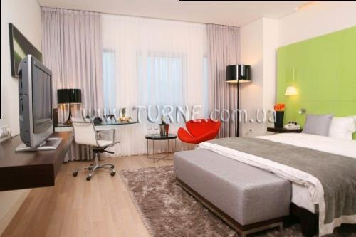 Фото Crowne Plaza City Centre 5*