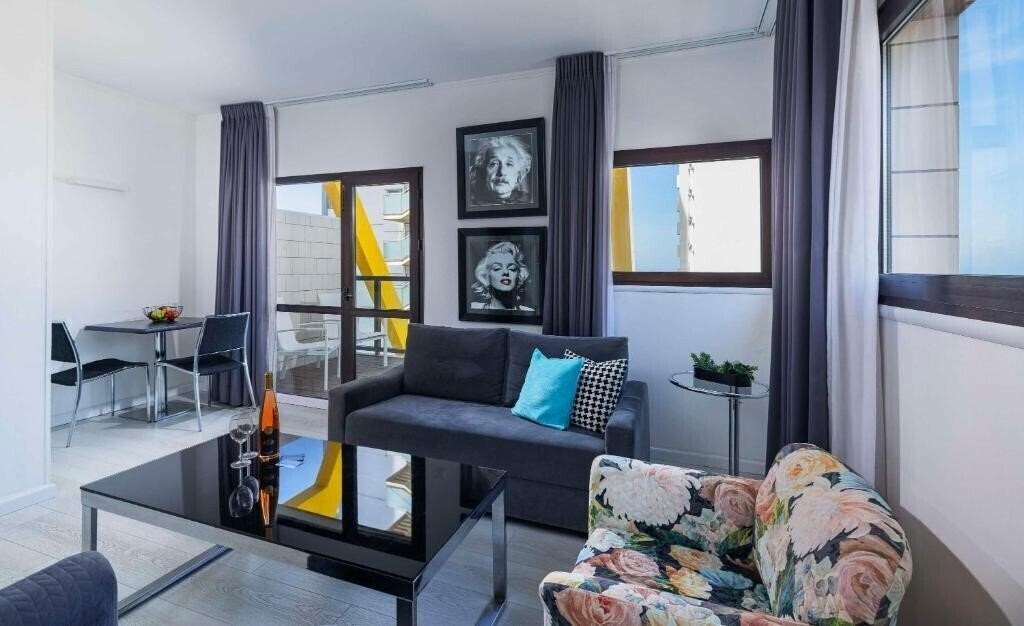 Изображение Best Western Regency Suites 4*