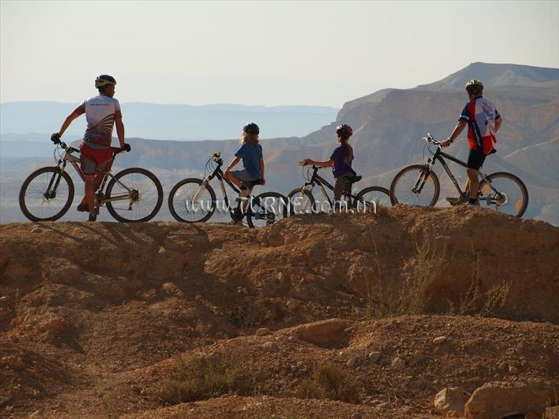 Отель Prima Too 3*