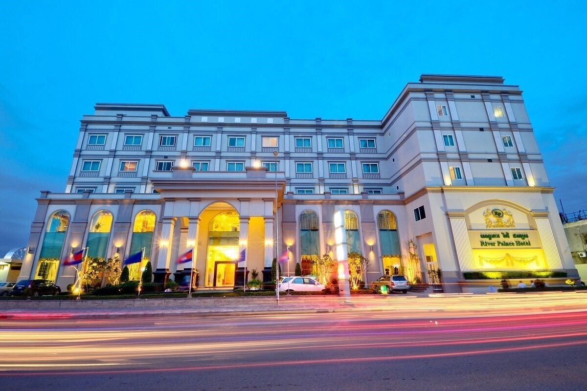 Отель River Palace Hotel 4*