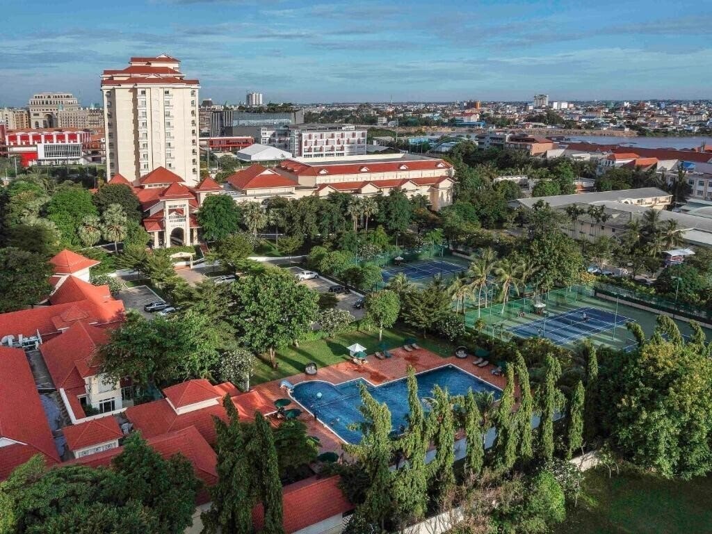 Sofitel Phnom Penh 5* суреті