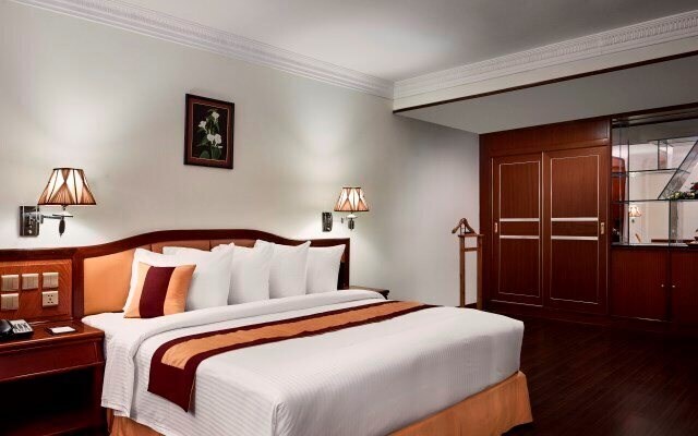 Изображение Casa Hotel Phnom Penh (ex. Phnom Penh Hotel) 4*