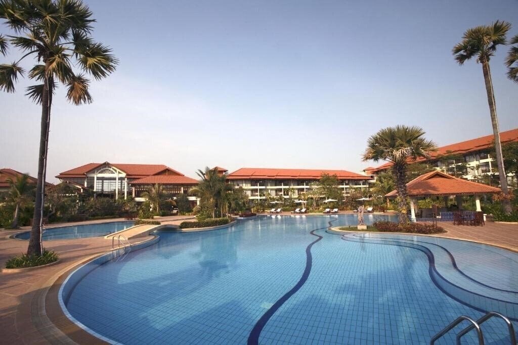 Отель Angkor palace resort & spa (ex. Angkor Palace) 5*