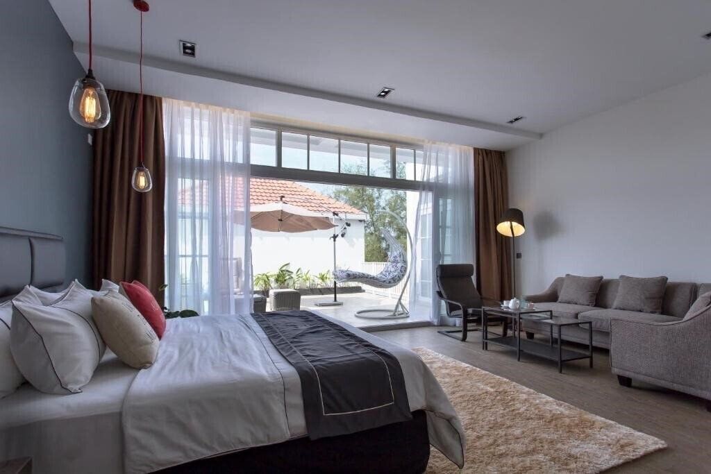 Фото White Boutique Hotel 3*