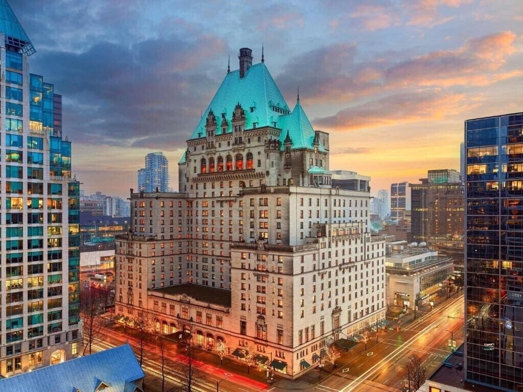 Отель The Fairmont Hotel Vancouver 5*