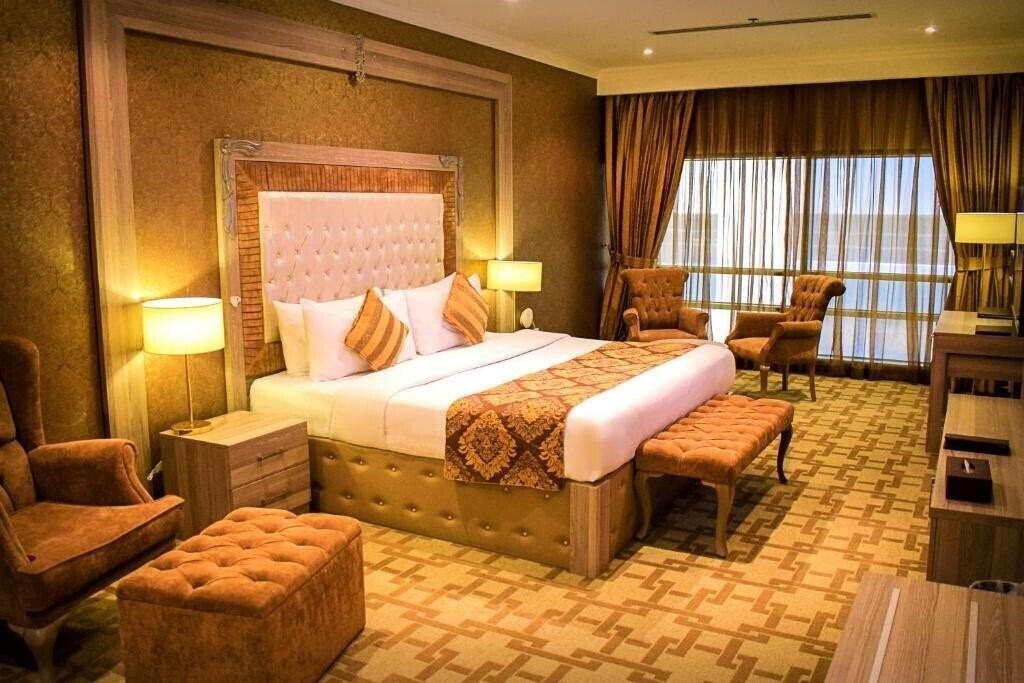 Sapphire Plaza Hotel Doha 4* суреті