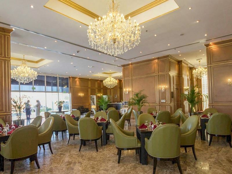 Strato Hotel By Warwick 4* суреті