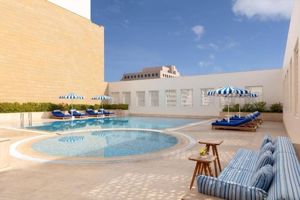 Al Najada Hotel By Tivoli 5* суреті