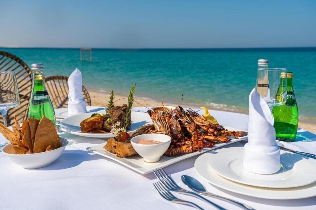 Фотография Regency Sealine Camp 5*