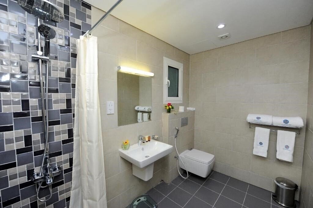 Al Mansour Park Inn Hotel & Apartment 4* фотосуреті