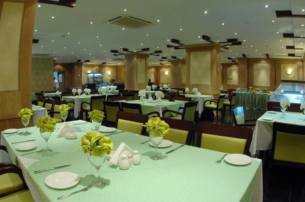 Изображение Al Muntazah Plaza Hotel And Apt 3*