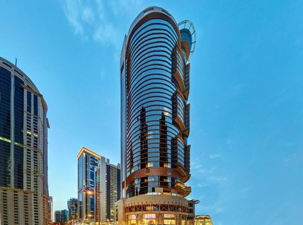 Crowne Plaza Doha West Bay 5* қонақ үйі