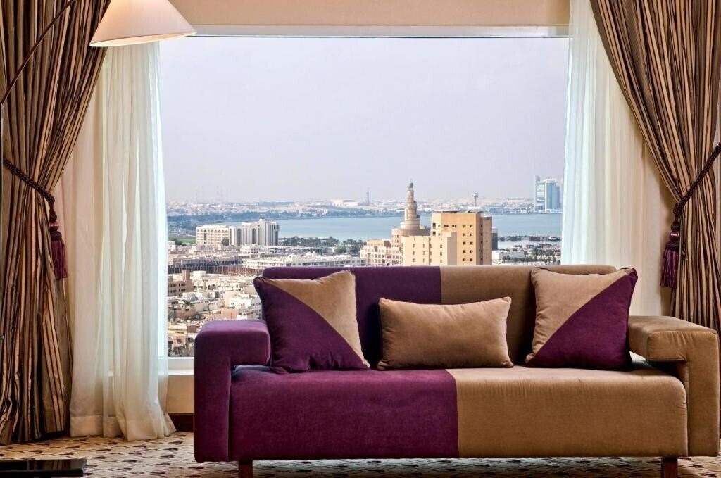 Grand Regal Hotel 5* фотосуреті