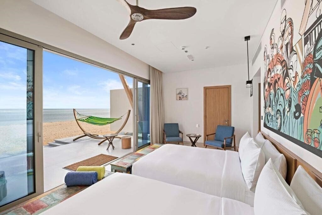 Изображение Fuwairit Kite Beach, Tapestry Collection By Hilton 4*