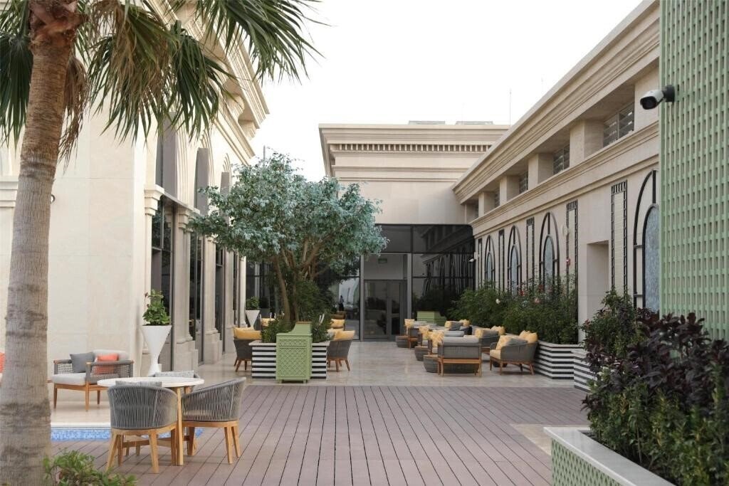 The Plaza Doha, LXR Hotels & Resorts 5* қонақ үйі
